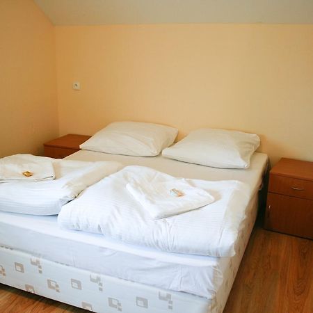 Hotel 7 Στσέτσιν Εξωτερικό φωτογραφία